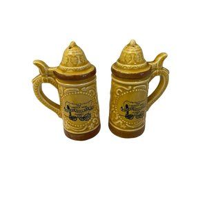 Vintage Salt & Pepper Shaker Set Houston Astroworld Theme Park Beer Stein‎ Japan